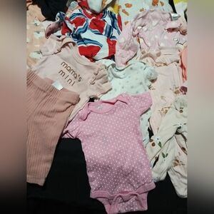 Four Outfits 2 Onesies One Shirt  7 Sleepers  All Newborn 14 Pieces Bundle